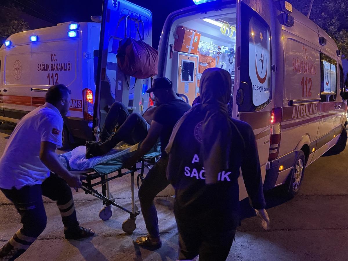 Kahramanmaraş'ta pazarcıların yer kavgasında 3 kişi silahla yaralandı