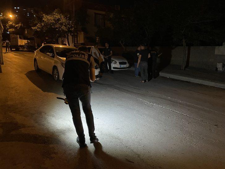 Kahramanmaraş'ta pazarcıların yer kavgasında 3 kişi silahla yaralandı G4