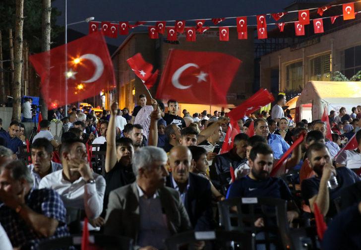 Van, Bitlis, Muş ve Hakkari'de 15 Temmuz Demokrasi ve Milli Birlik Günü etkinlikleri düzenlendi G1