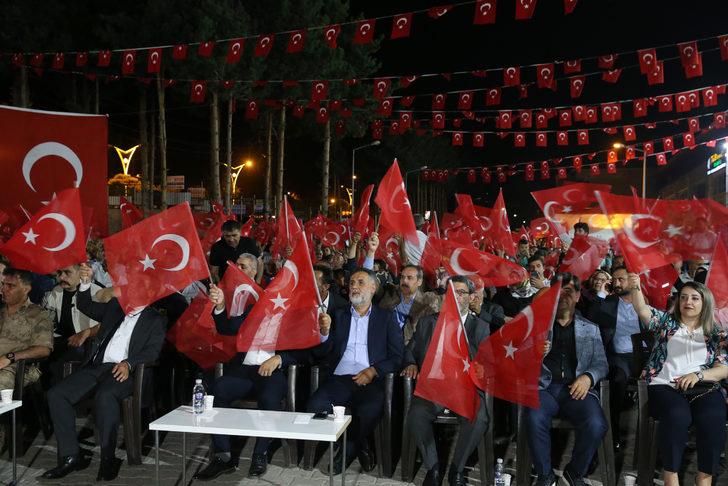 Van, Bitlis, Muş ve Hakkari'de 15 Temmuz Demokrasi ve Milli Birlik Günü etkinlikleri düzenlendi G4