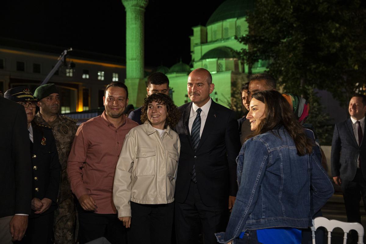 Bakan Soylu, G&ouml;lbaşı &Ouml;zel Harekat Başkanlığı'ndaki 15 Temmuz programında konuştu: