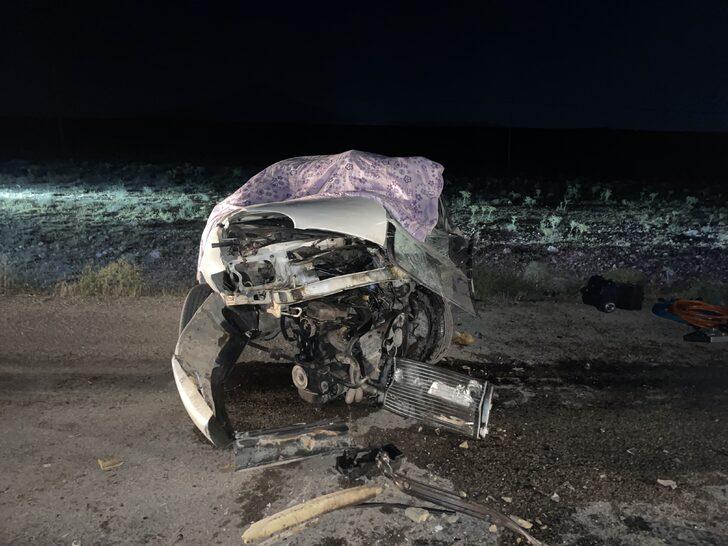 Aksaray'da kamyonet ile çarpışan otomobilin sürücüsü öldü, 6 kişi yaralandı G3