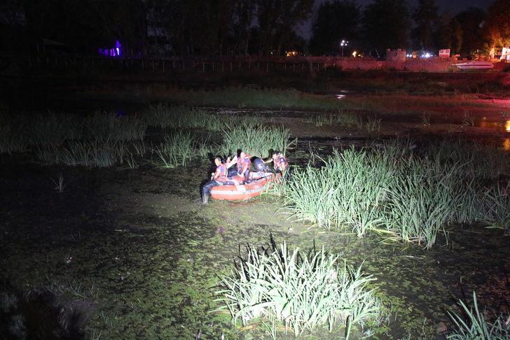 Edirne'de Tunca Nehri'ne düşen genç kurtarıldı G3