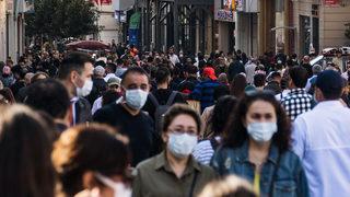 Koronavirüs hızla yayılıyor! En yaygın belirti artık değişti…  