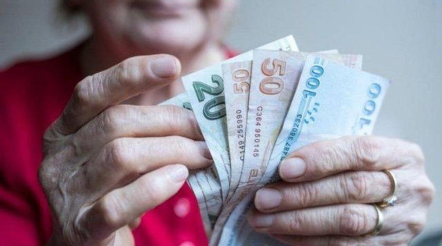Zamlı emekli maaşı ne zaman yatacak? 2022 SGK ve Bağ-Kur zamlı emekli maaşı ödemeleri başlıyor
