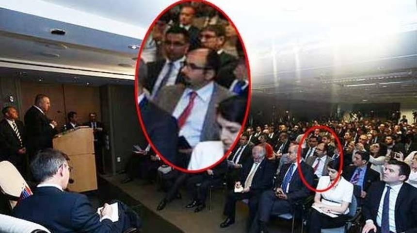 Bakanın paylaştığı fotoğrafta Emre Uslu s&uuml;rprizi