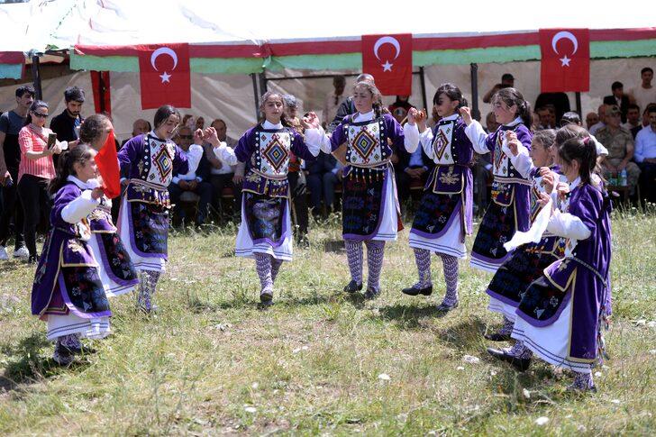 Ardahan'da "21. Ulusal Göle Kültür ve Kaşar Festivali" başladı G2