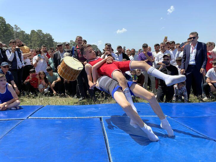 Ardahan'da "21. Ulusal Göle Kültür ve Kaşar Festivali" başladı G5