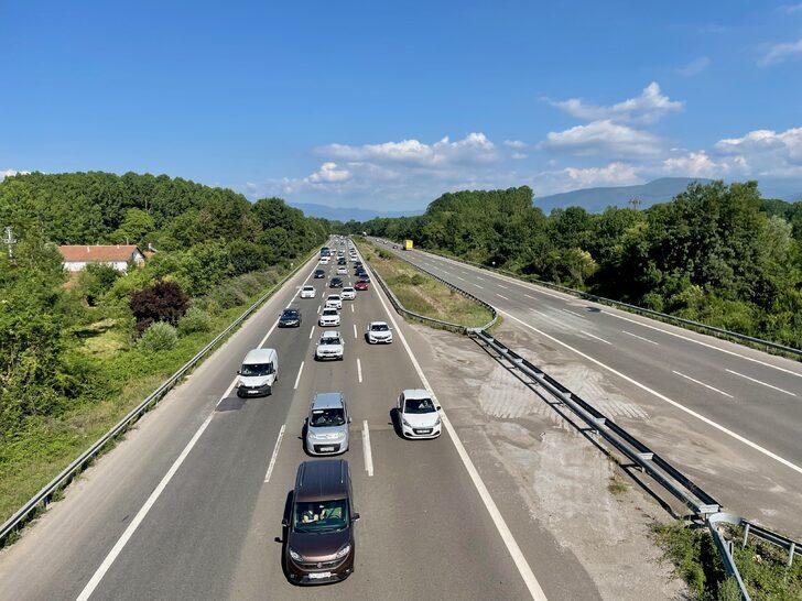 Anadolu Otoyolu'nda tatil dönüşü yoğunluğu yaşanıyor G2