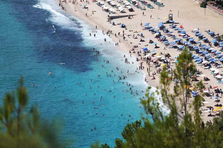 Alanya plajlarında sıcak hava yoğunluğu G4