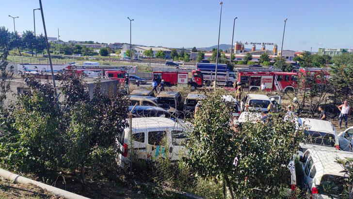 İstanbul'da oto galeride çıkan yangında 10'u aşkın araç zarar gördü G1