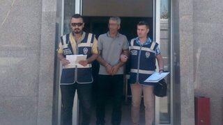 İzmir'de öğretmenden iğrenç hareket