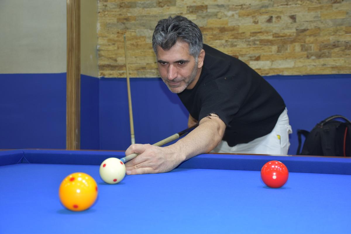 Şırnak'ta 3 bant bilardo turnuvası başladı