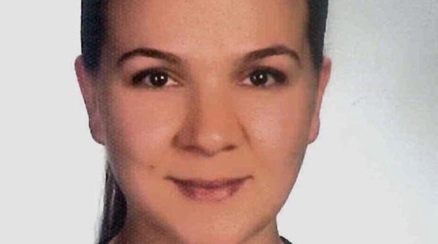 Belediye sekreteri evinde intihar etti