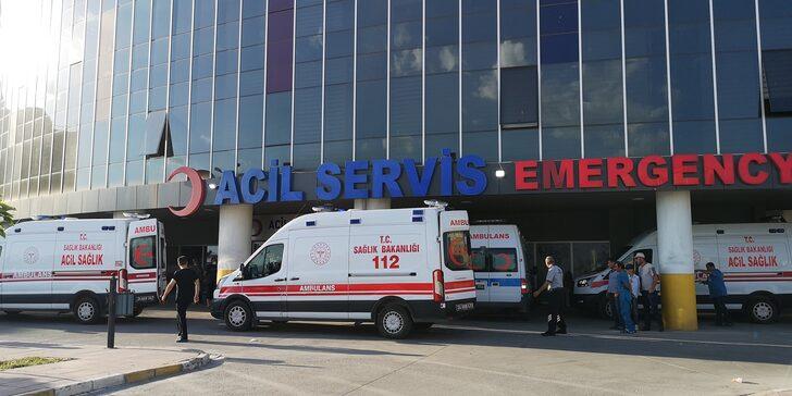 Erzincan'da şarampole devrilen otomobildeki 5 kişi yaralandı G3