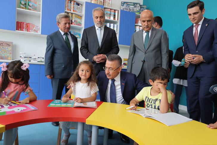 Cumhurbaşkanı Yardımcısı Oktay ve Bakan Kirişci Yozgat'ta rafting yaptı G1