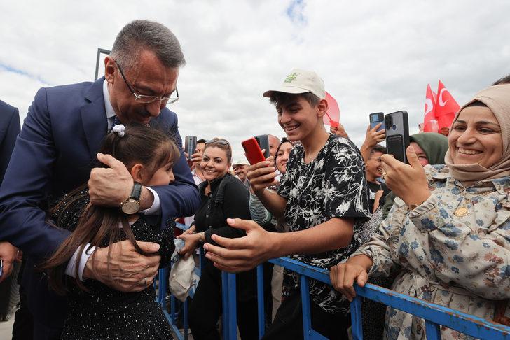 Cumhurbaşkanı Yardımcısı Oktay ve Bakan Kirişci Yozgat'ta rafting yaptı G2