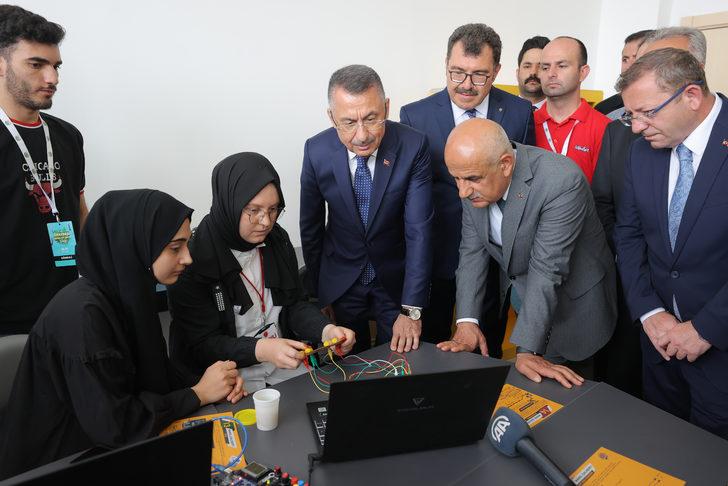 Cumhurbaşkanı Yardımcısı Oktay ve Bakan Kirişci Yozgat'ta rafting yaptı G3