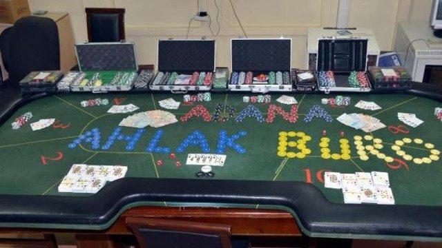 Adana'da satranç ve iskambil derneğine kumar baskını