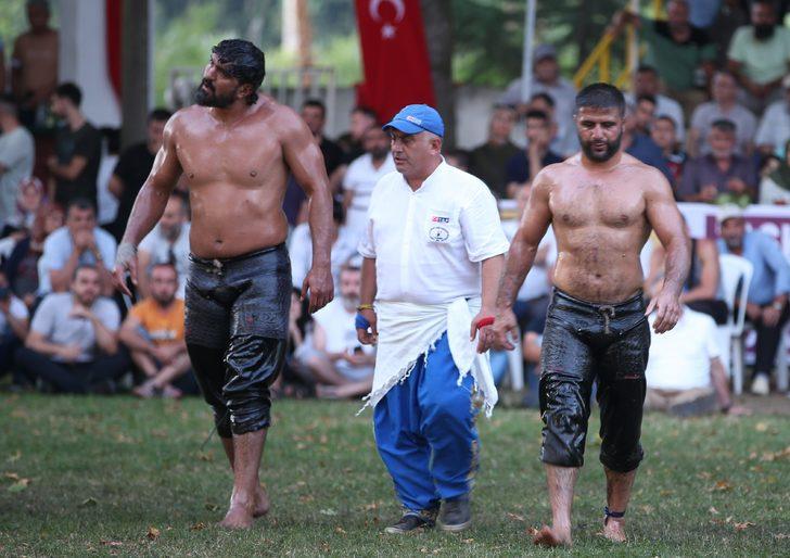 57. Akbalık Yağlı Güreşleri'nde başpehlivanlığı Serhat Gökmen kazandı G5