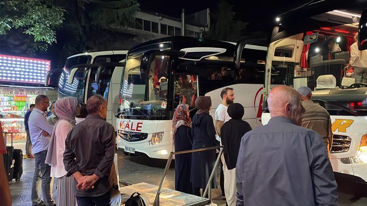 İstanbul'da bayram tatilinden dönüş yoğunluğu yaşanıyor G2