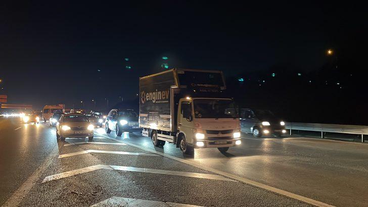 İstanbul'da bayram tatilinden dönüş yoğunluğu yaşanıyor G4