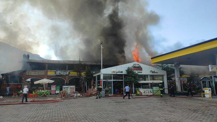 Konya'da dinlenme tesisinde yangın çıktı G1