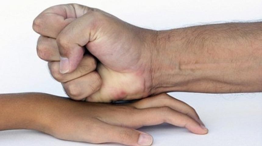 Şiddetin bir türü olarak okulda akran zorbalığı