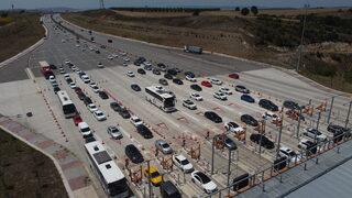 İstanbul-İzmir Otoyolu'nda tatil dönüşü yoğunluğu yaşanıyor