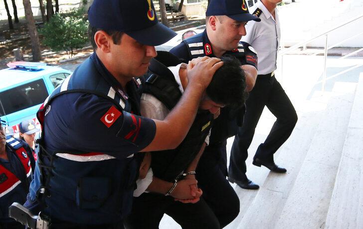 GÜNCELLEME - Nazmi Arıkan ve şoförünün cinayetinde kullanılmış olabileceği değerlendirilen bıçak bulundu G4