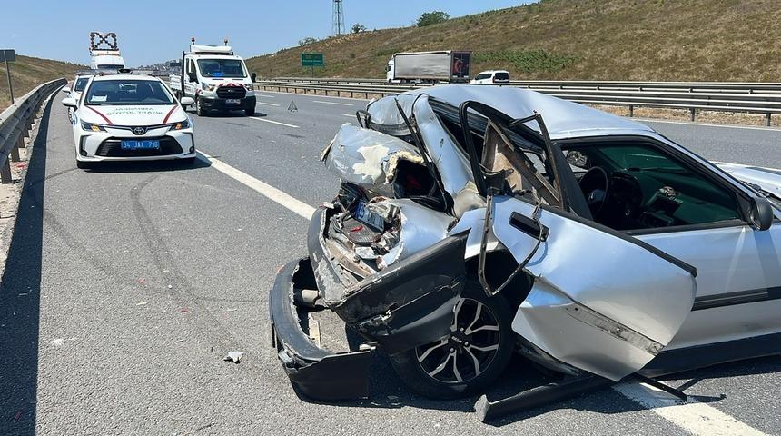 Yok böyle talihsizlik! Yeni aldığı otomobile 2 saat sonra kamyon çarptı