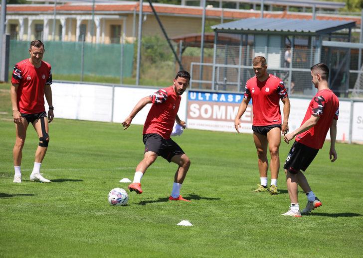 Sivasspor'un yeni sezon hazırlıkları Avusturya'da sürüyor G4