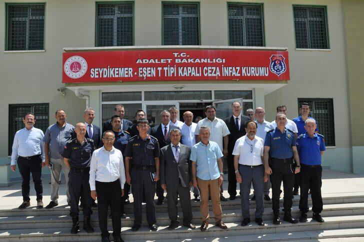 Muğla'da eski hükümlülerin mektuplarından oluşturulan kitap tanıtıldı G3