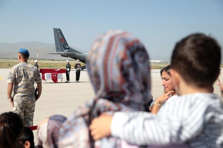 Şehit Piyade Uzman Çavuş Taşkın'ın cenazesi Erzurum'a getirildi G4