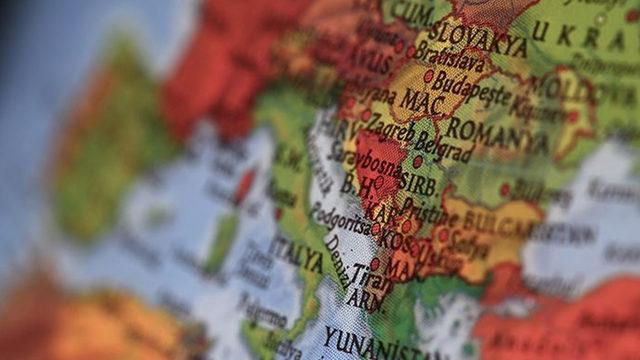 Balkanlarda iki ülke arasında yeni gerilim! Cumhurbaşkanını ülkeye almadılar