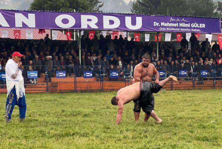 914. Aybastı Perşembe Yaylası Festivali'nde başpehlivan Recep Kara oldu G2