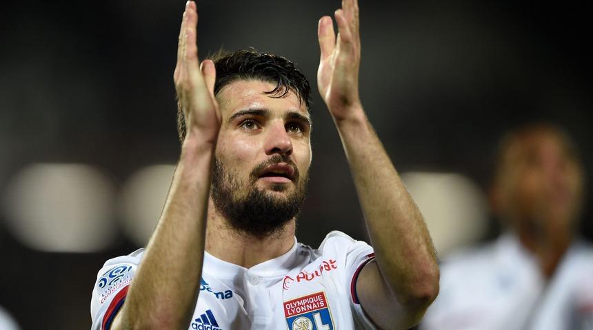 Galatasaray'ın anlaştığı Leo Dubois kimdir? Leo Dubois nereli ve kaç yaşında? Hangi takımlarda oynadı?