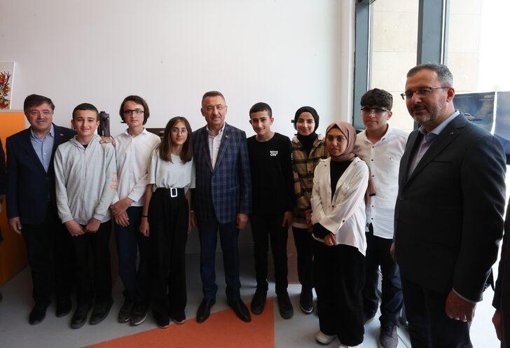 Cumhurbaşkanı Yardımcısı Oktay ve Bakan Kasapoğlu Yozgat'ta ziyaretlerde bulundu G4