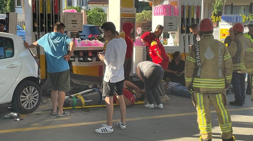 Sarıyer'de kontrolden çıkan araç akaryakıt istasyonuna girdi, 3 kişi yaralandı