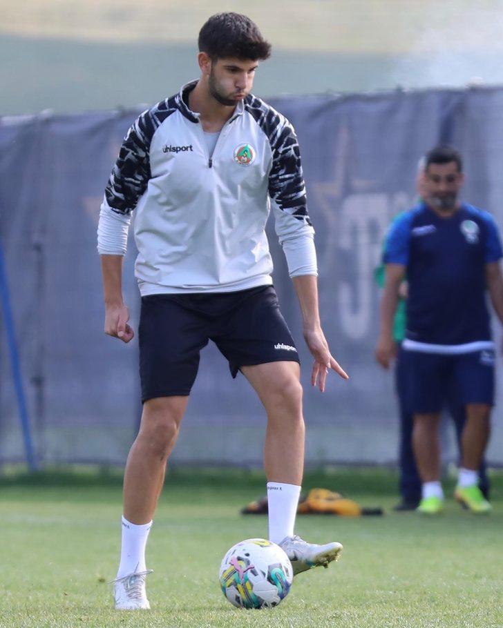 Alanyaspor yeni sezon hazırlıklarını Kayseri'de sürdürdü G3