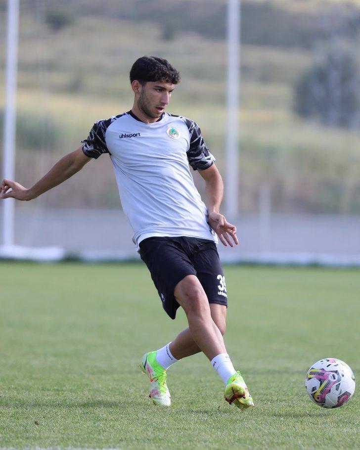 Alanyaspor yeni sezon hazırlıklarını Kayseri'de sürdürdü G4