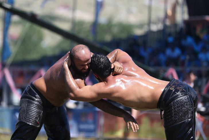 15. Gökbel Yaylası Yağlı Güreşleri'nde başpehlivanlığı Cengizhan Şimşek kazandı G2