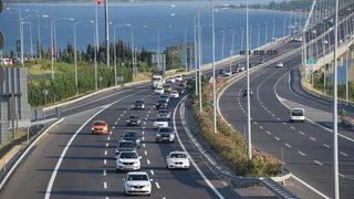 Osmangazi Köprüsü'nde tatilcilerin dönüş yolculuğu sürüyor
