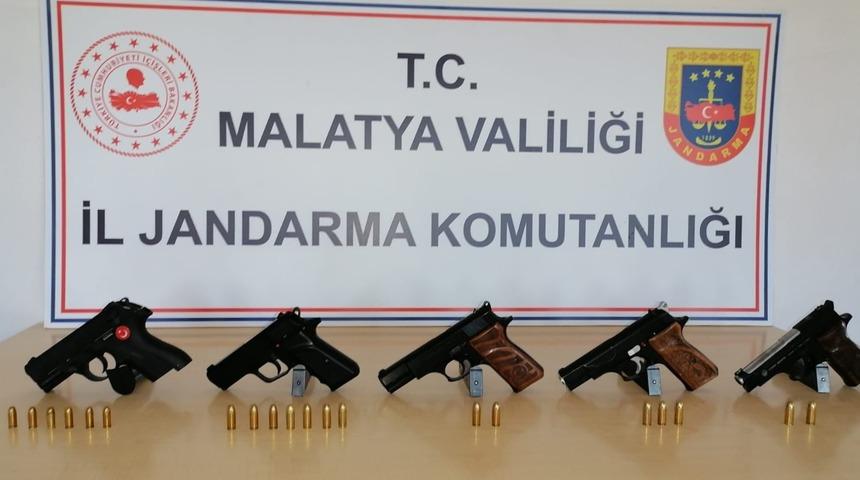 Malatya'da silah kaçakçılığı operasyonunda 3 şüpheli yakalandı