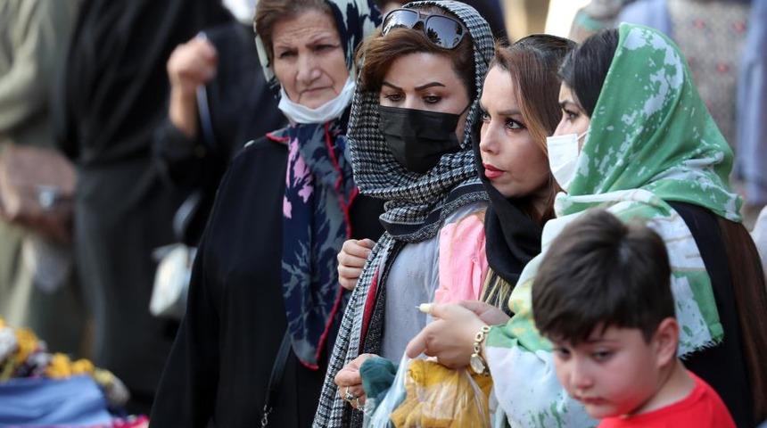 İran ve Almanya'da koronavirüs alarmı! Maske geri dönüyor