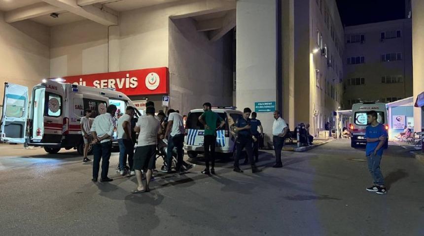 Kocaeli'de iki grup arasında çıkan kavgada 1 kişi bıçaklandı