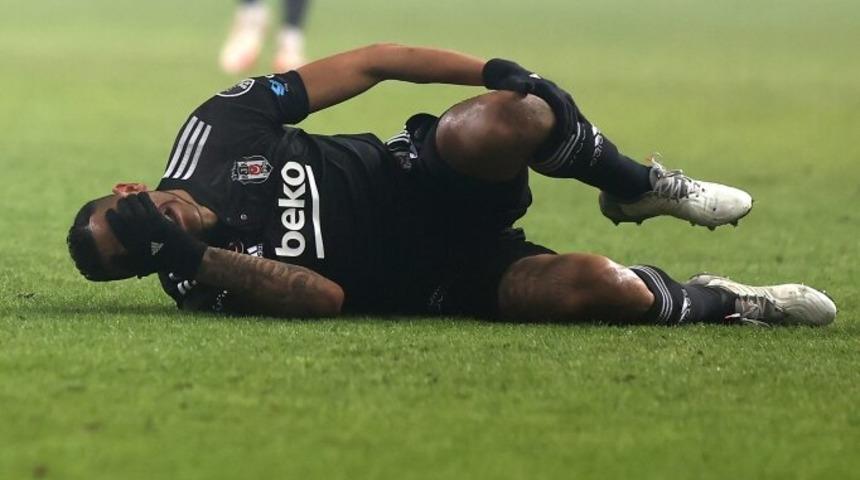 Son dakika: Beşiktaş taraftarını şoke eden olay! Yıldız futbolcu 3 ay sahalardan uzak kalabilir...