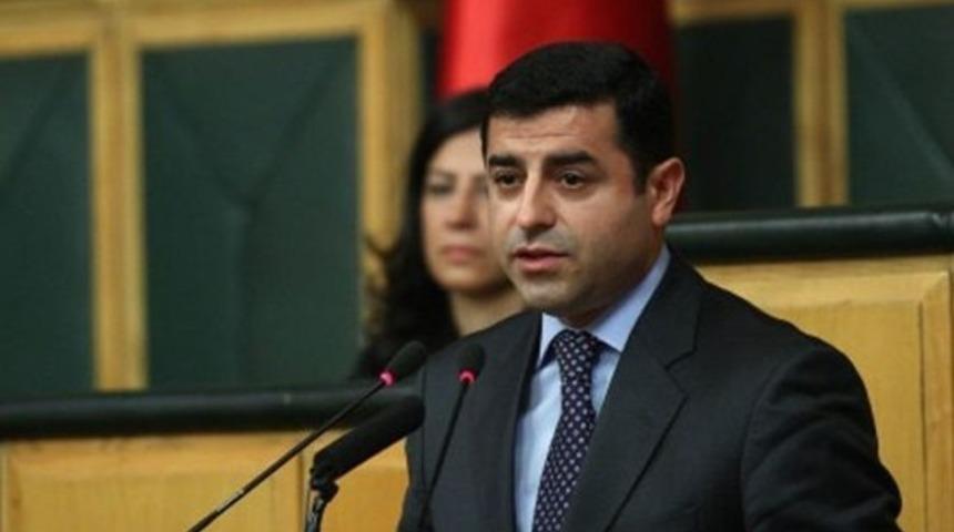 Selahattin Demirtaş'tan &ouml;nemli a&ccedil;ıklamalar