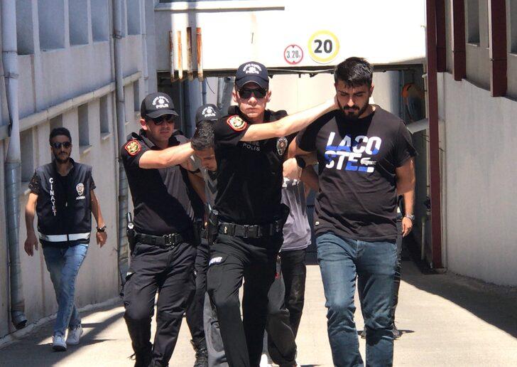 Adana'da bir kişinin öldüğü kavgayla ilgili iki zanlı tutuklandı G1