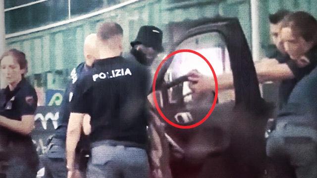 Son dakika: Galatasaray ve Fenerbahçe'nin gündemine gelen Tiemoue Bakayoko'yu suçlu sandılar, üstünü aradılar! Rüşvet iddiası...